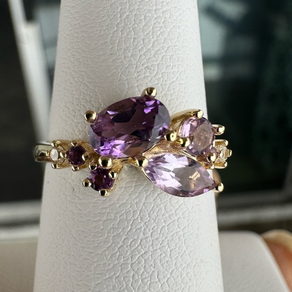 Purple African & Brazilian Amethyst with White Zircon 10k Gold Ring, Size 6 - Picture 3 of 11